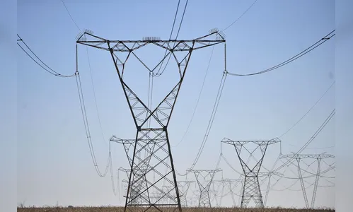 Leilão de transmissão de energia registra deságio recorde de 60,3%