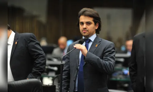 Projeto determina que escolas comuniquem aos pais faltas injustificadas dos alunos