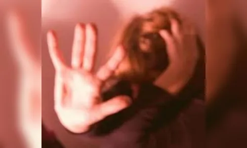 Homem é preso após ser acusado de agressão pela companheira em Apucarana