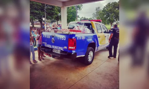 
							Guarda Municipal de Arapongas realiza entrega de brinquedos
						
						