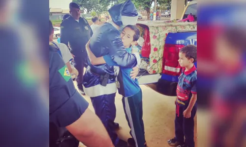 
							Guarda Municipal de Arapongas realiza entrega de brinquedos
						
						