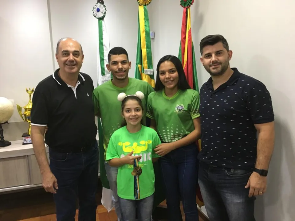 As mesatenistas foram apoiadas pela Prefeitura de Ivaiporã, por meio do Departamento Municipal de Esporte. (Foto: Assessoria Imprensa Ivaiporã)