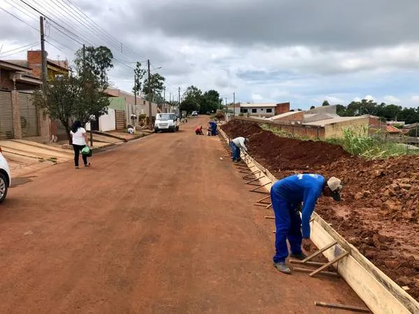 Prefeitura faz obras de contenção para      evitar alagamentos no “Interlagos”