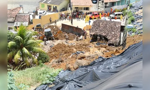 Responsáveis por deslizamento de barreira podem responder por homicídio culposo, diz delegada