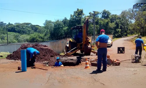 Rompimento de adutora afeta abastecimento de água em Apucarana