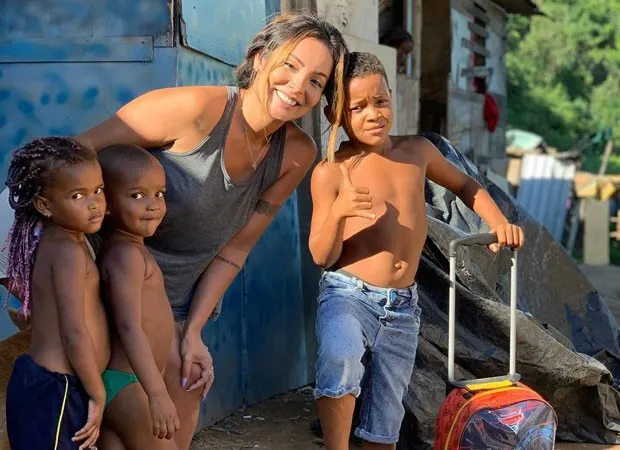 Carol Nakamura fala sobre planos de adotar menino: "É uma criança que não ia ter futuro"