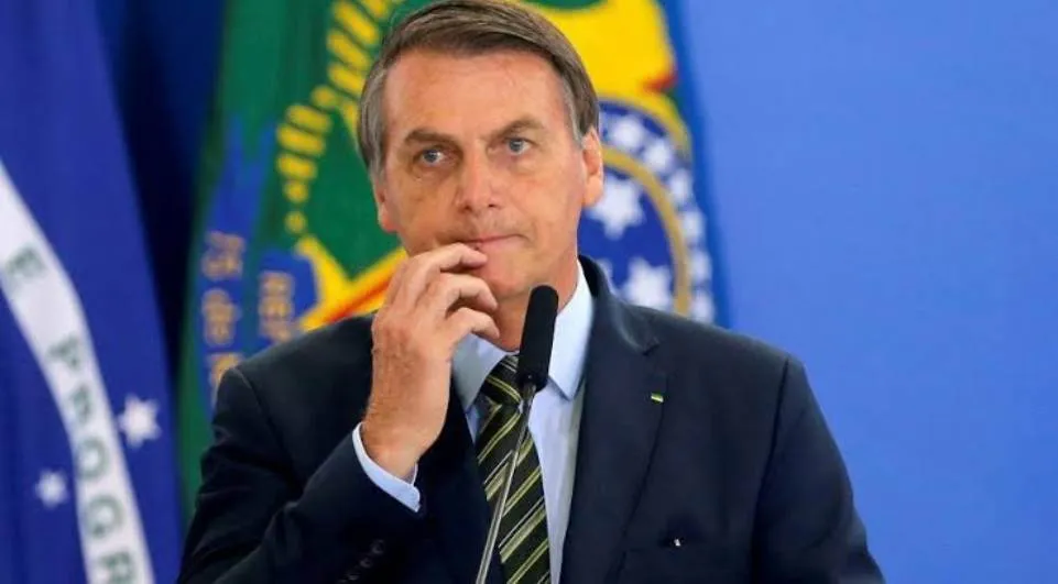 'Tem muita gente falando abobrinha', afirma Bolsonaro