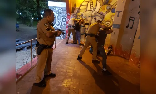 PM de Apucarana realiza Operação Saturação na cidade durante a madrugada