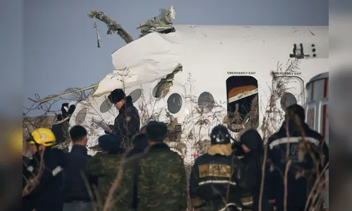 Avião cai no Cazaquistão e mata pelo menos 15 pessoas