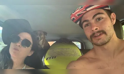 Tatá Weneck e Rafa Vitti aproveitam manhã ensolarada em praia no Rio de Janeiro