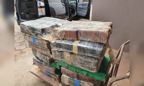 Três pessoas são presas com mais de duas toneladas de drogas em Foz do Iguaçu