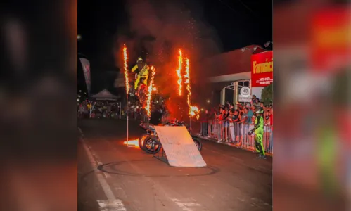 Pilotos fazem manobras radicais em Jardim Alegre