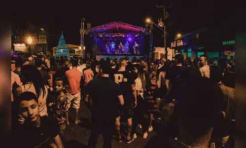 Show de confraternização em Godoy Moreira é sucesso