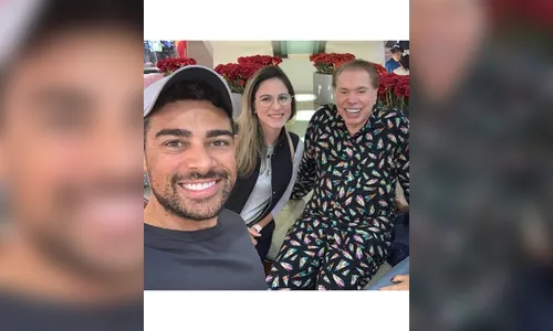 Silvio Santos é flagrado de pijama em shopping; veja