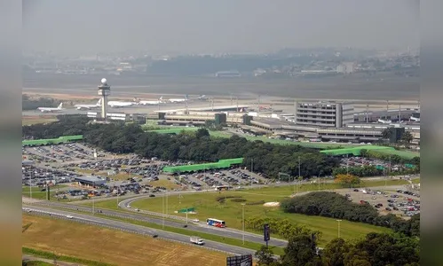 Passageira a caminho do Nordeste com filha passa mal na imigração em Cumbica e morre em hospital