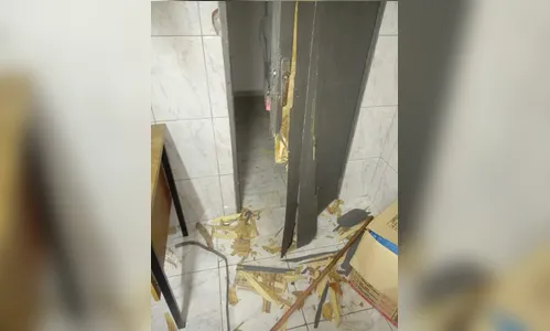 Bandidos invadem igreja e furtam instrumentos musicais 