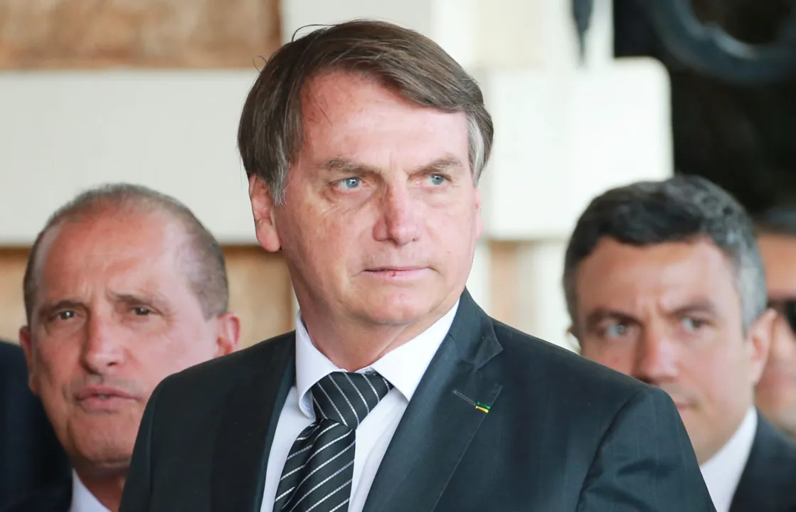 Bolsonaro dedica 30% da agenda a militar e religioso