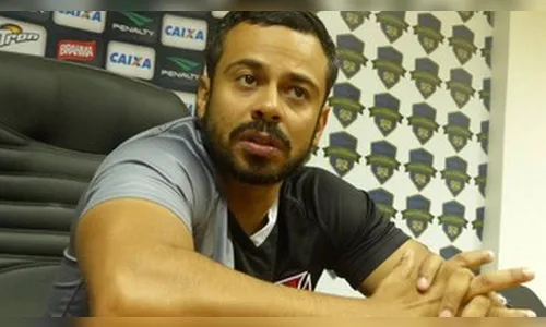 Palmeiras traz ex-coordenador científico do Vasco para vaga de Omar Feitosa