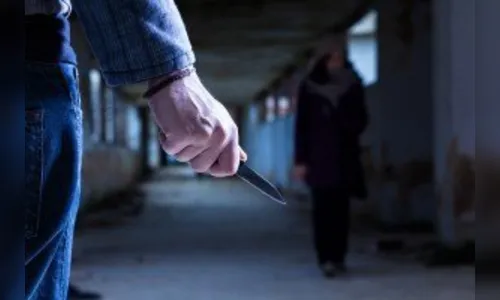 Ladrão usa faca para roubar pedestre em Apucarana