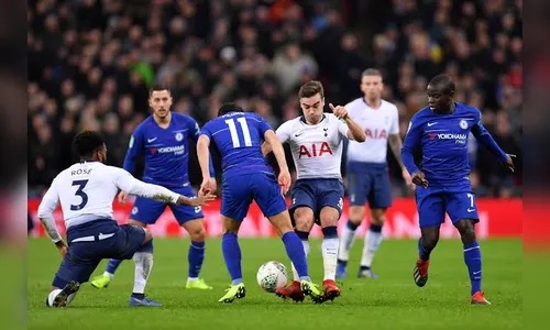 Chelsea vence e se classifica na Copa da Inglaterra; Tottenham só empata 