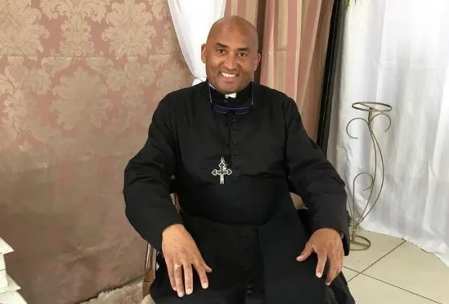 Padre Rezende assume Catedral e anuncia novos horários de missas 
