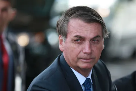 Bolsonaro diz que Congresso vai “sepultar” taxação de energia solar