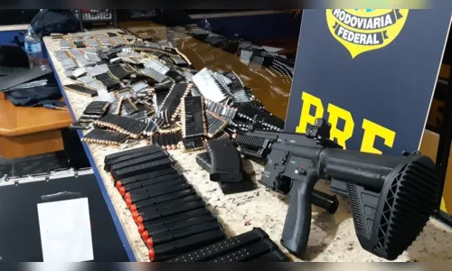 
							PRF apreende 63 toneladas de drogas no Paraná em 2019 e bate recorde histórico
						
						