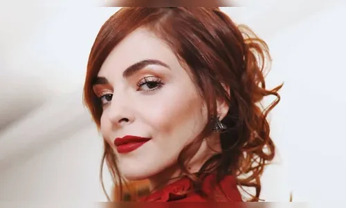 Titi Müller anuncia que está grávida e revela o nome do bebê