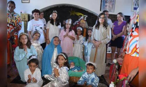 
							Dia de Reis  é celebrado em Ivaiporã na capela Santos Reis, veja vídeo
						
						