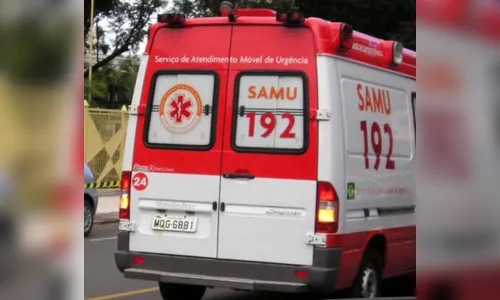 Mulher sofre ferimentos graves após ser atropelada na PR-444