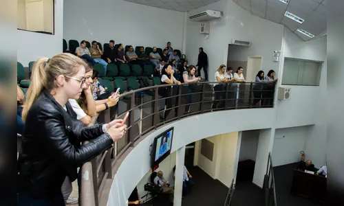 Arapongas proíbe soltura de rojões barulhentos