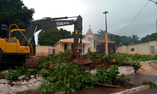 Prefeitura inicia obras de revitalização da Praça São José, no Distrito Marisa
