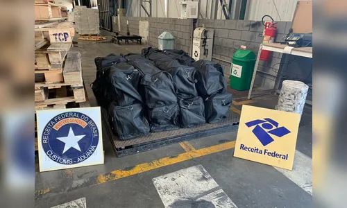 Receita Federal apreende 454 kg de cocaína em contêiner, no litoral do Estado
