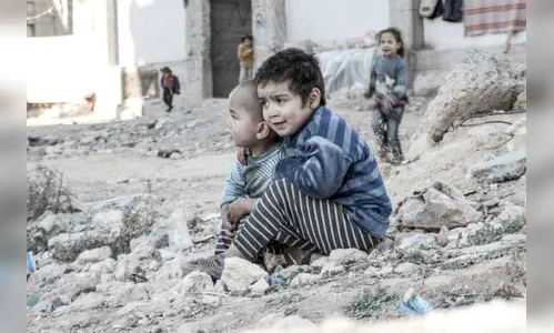 ONG alerta que morre uma criança por dia no Nordeste da Síria