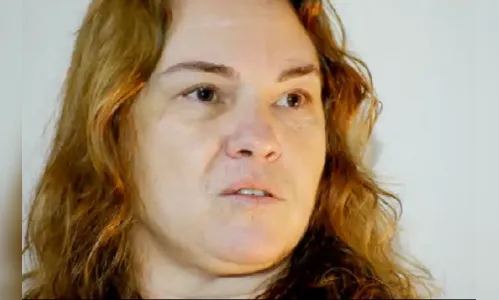 Mãe condenada por planejar assassinato da própria filha ganha liberdade