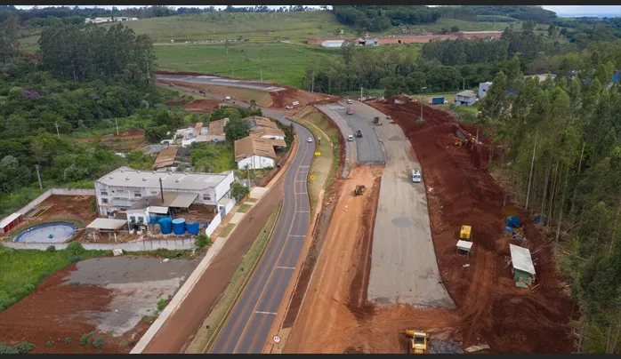 Rodonorte realiza detonação de rochas no Contorno Sul de Apucarana