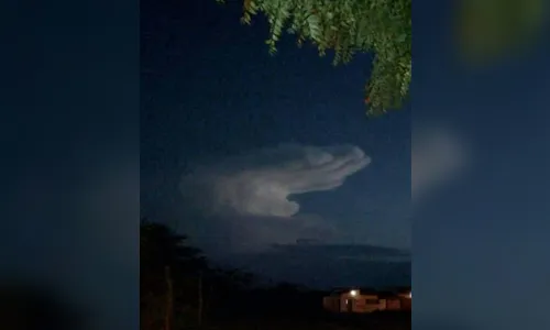 Nuvem em formato de ‘mão de Deus’ intriga moradores do nordeste