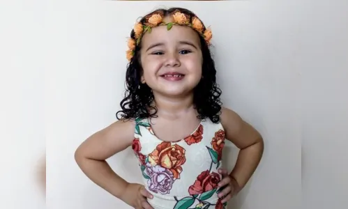 Criança de quatro anos atingida por portão morre após 10 dias internada