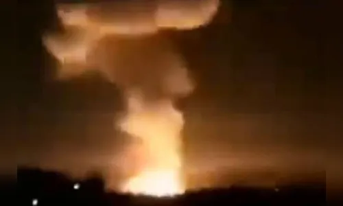 Ataque com mísseis fere quatro no Iraque