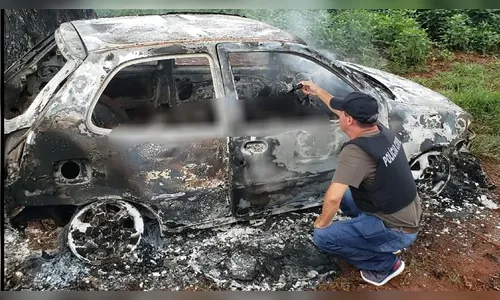 Corpo carbonizado é encontrado dentro de carro em Campo Mourão