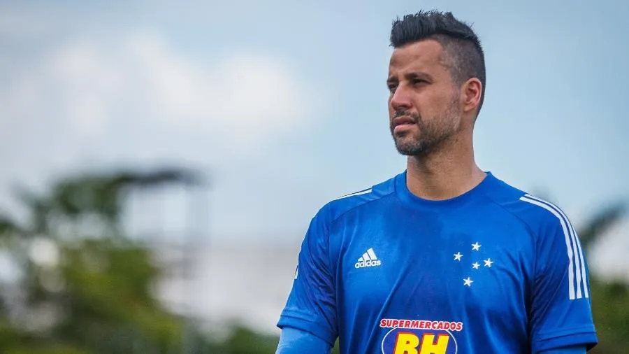 Fábio anuncia permanência no Cruzeiro em 2020: "Eu fiz o que tinha que ser feito"