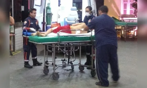 Dupla armada invade escola e atira nos estudantes em Fortaleza; veja vídeo