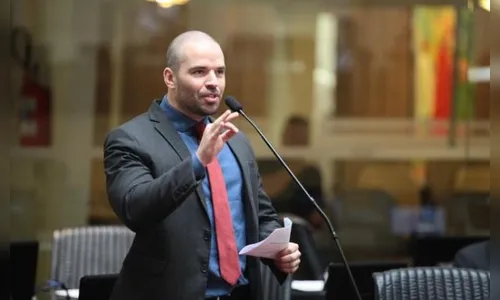 'Querem criminalizar os homens', diz deputado de SC que ataca 'Não é Não'