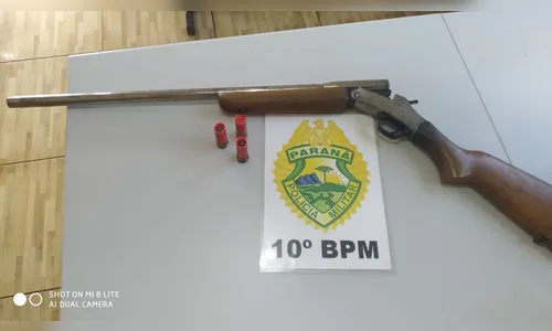 Homem é preso por ameaçar esposa com espingarda em Mauá da Serra