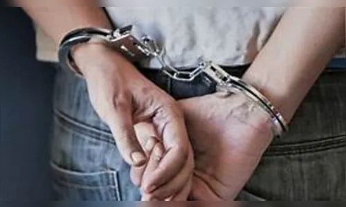 Homem é preso após agredir companheira com socos, em São Pedro do Ivaí