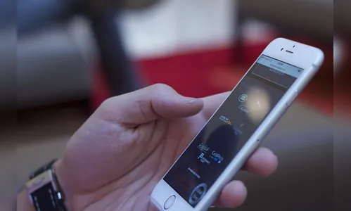 Grupos de família são os que mais espalham notícias falsas no Whats