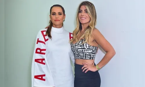 Deborah Secco encontra Bruna Surfistinha da vida real e protesta