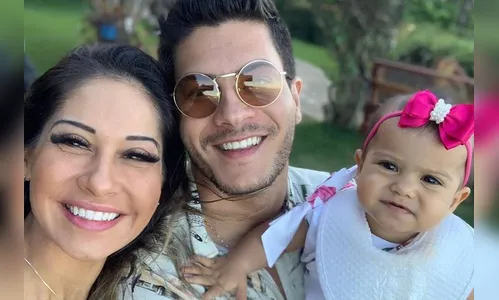 Mayra Cardi e Arthur Aguiar dão carro de presente para babá
