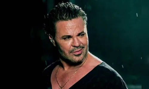 Eduardo Costa xinga a ex em entrevista 