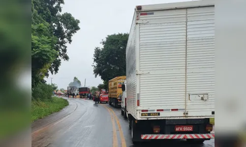 
							Identificado motorista morto carbonizado em acidente na região; caminhão tinha placas de Apucarana
						
						